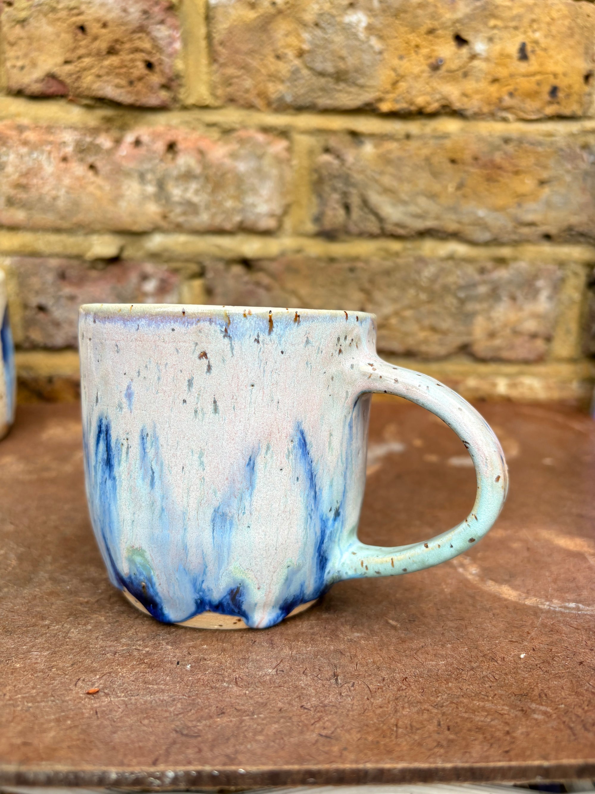 “Fuck off i'm dreaming" mug (pink night sky)