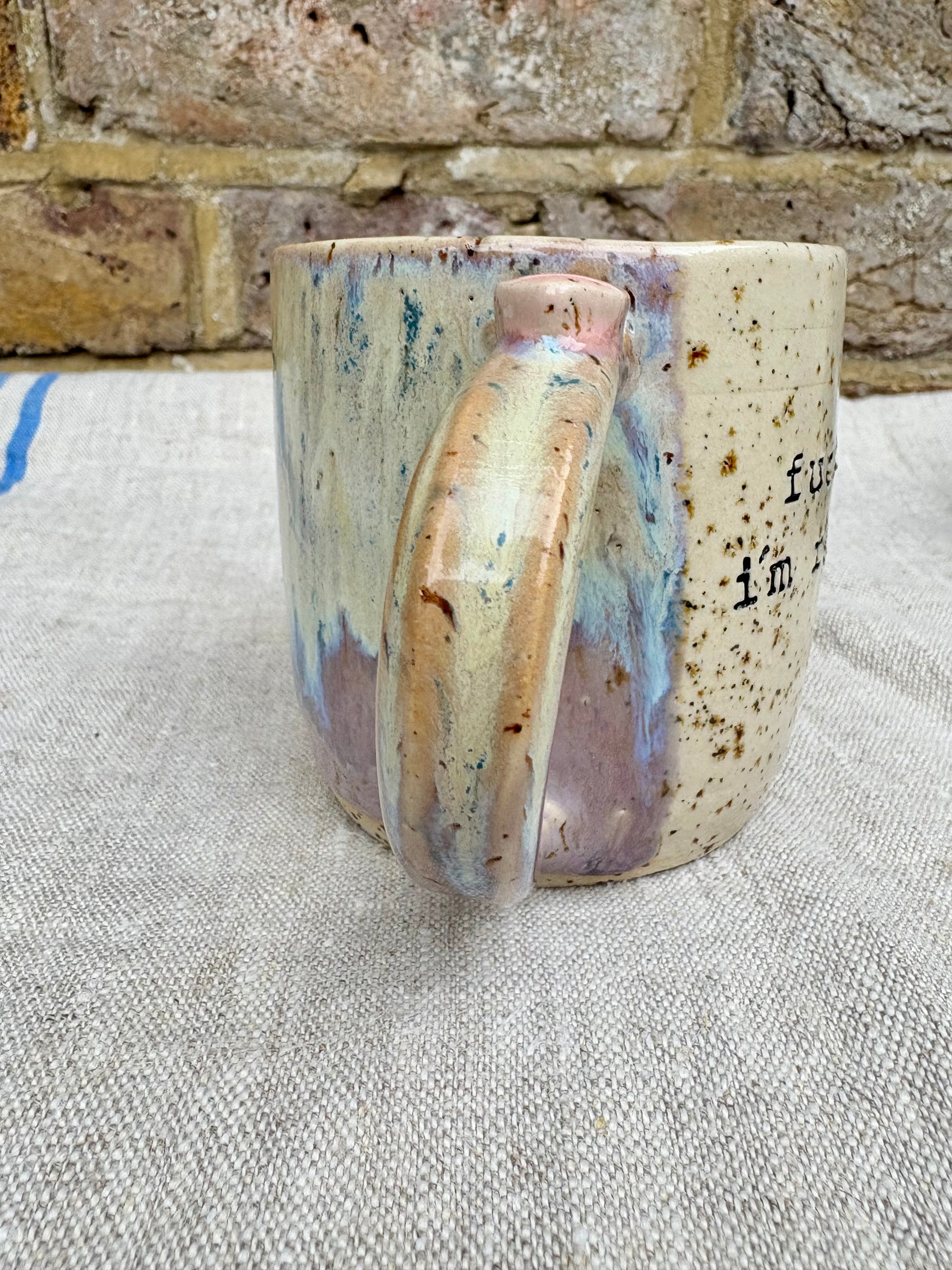 “Fuck off i'm reading" mug (Lilac Dream)