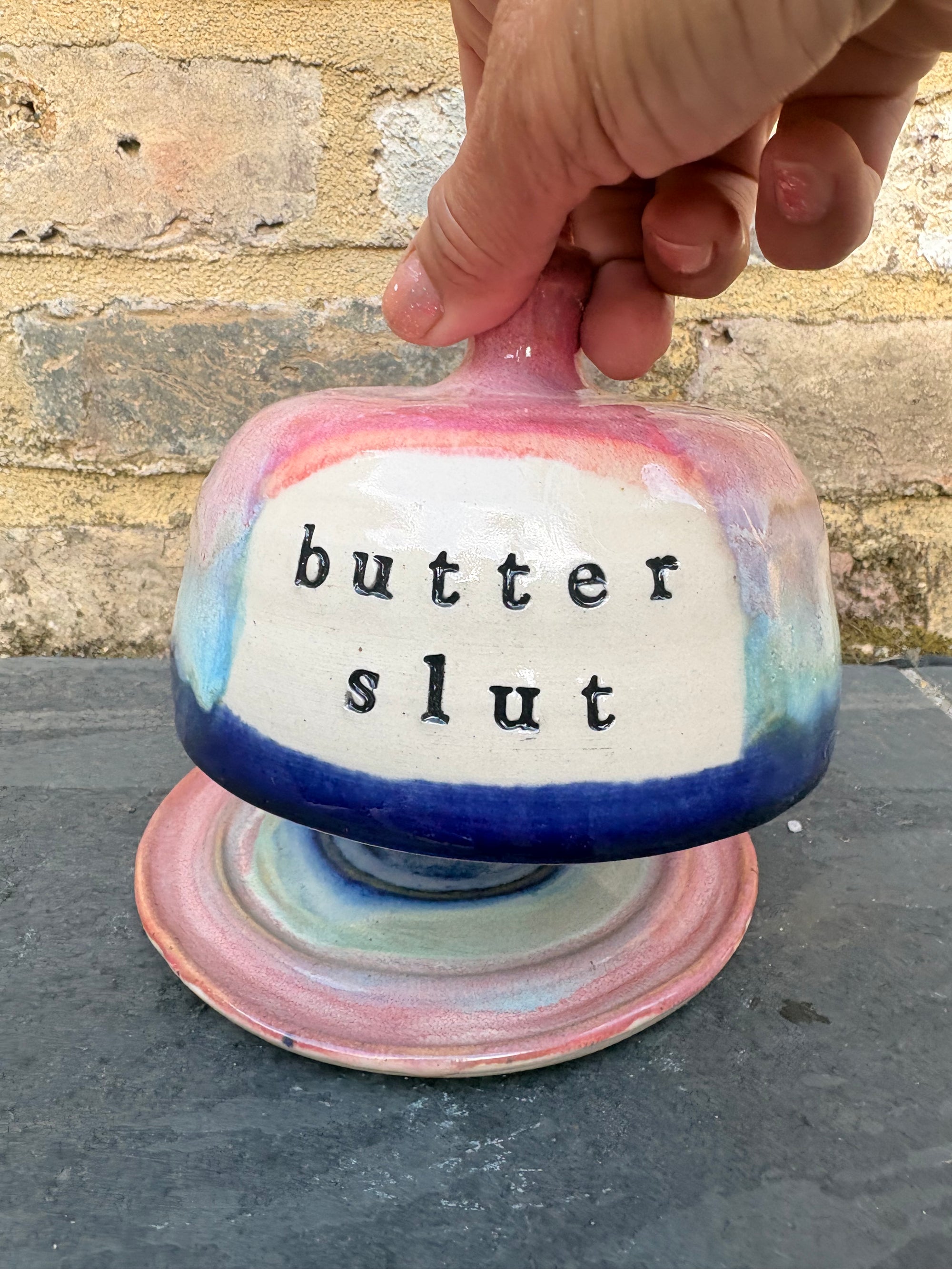 Butter Dish (butter slut, pink night sky, cream clay, knob)