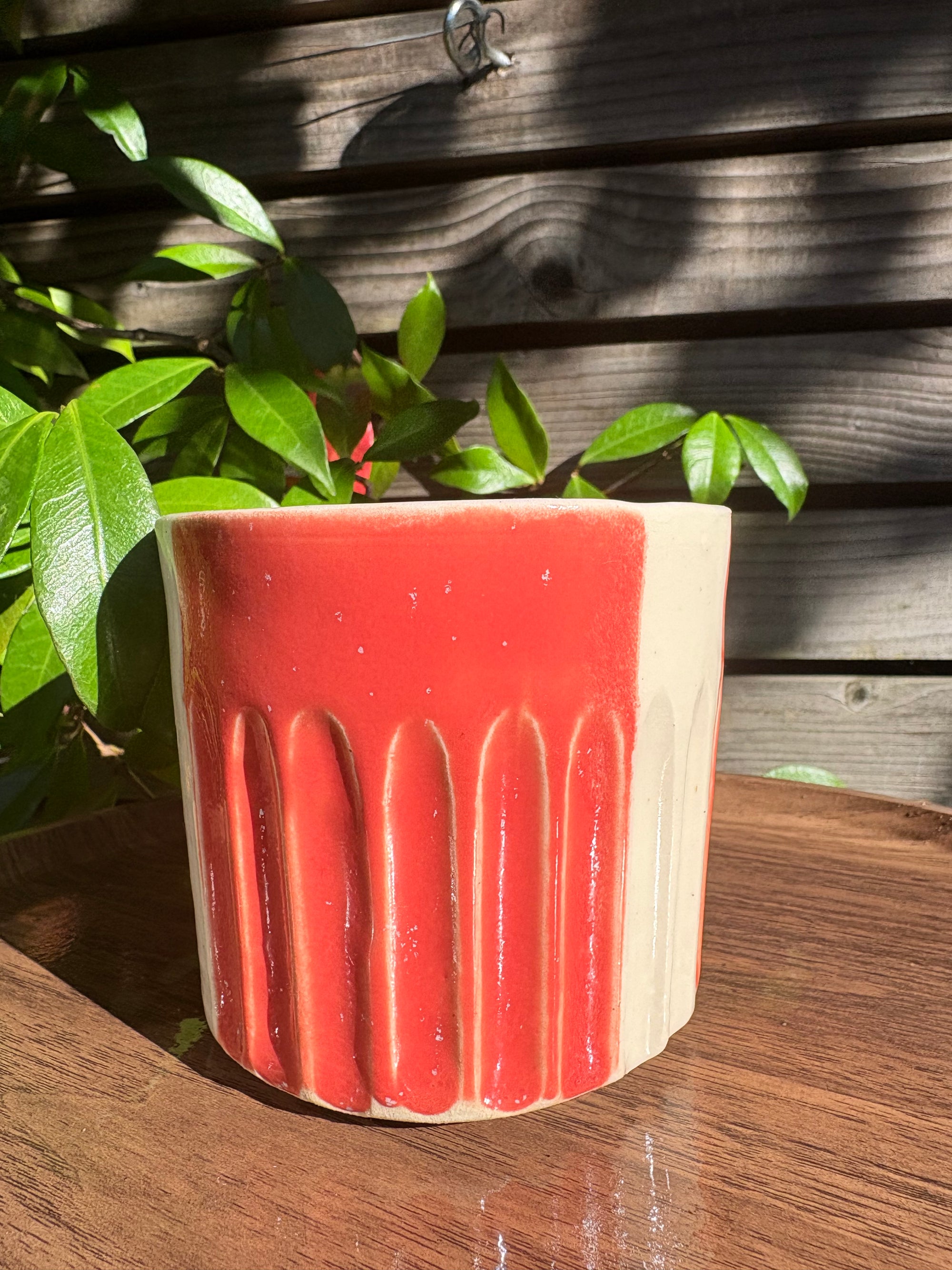 "fuck off, i'm watching the traitors" mug (no handle/orange speckle/grooves, 320ml)