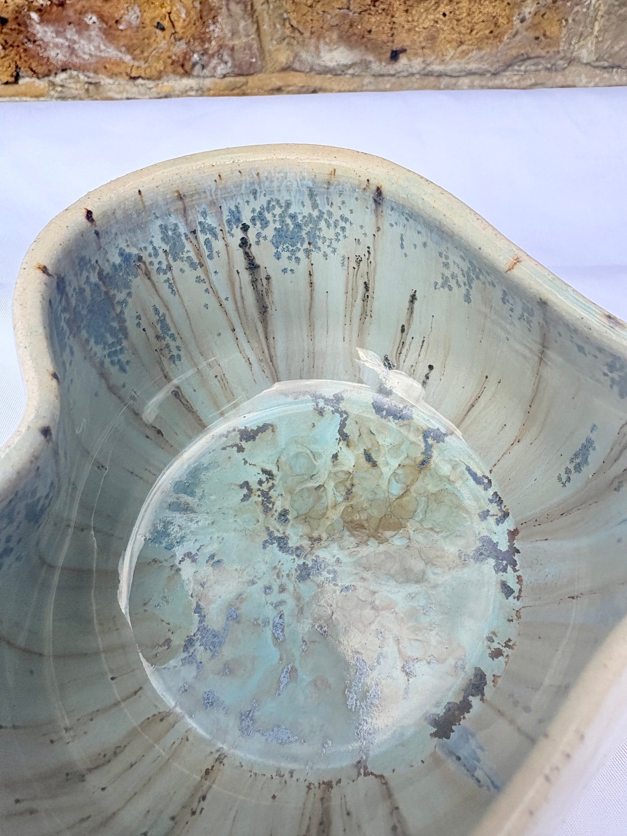 "people ew" bowl (Antique Green)