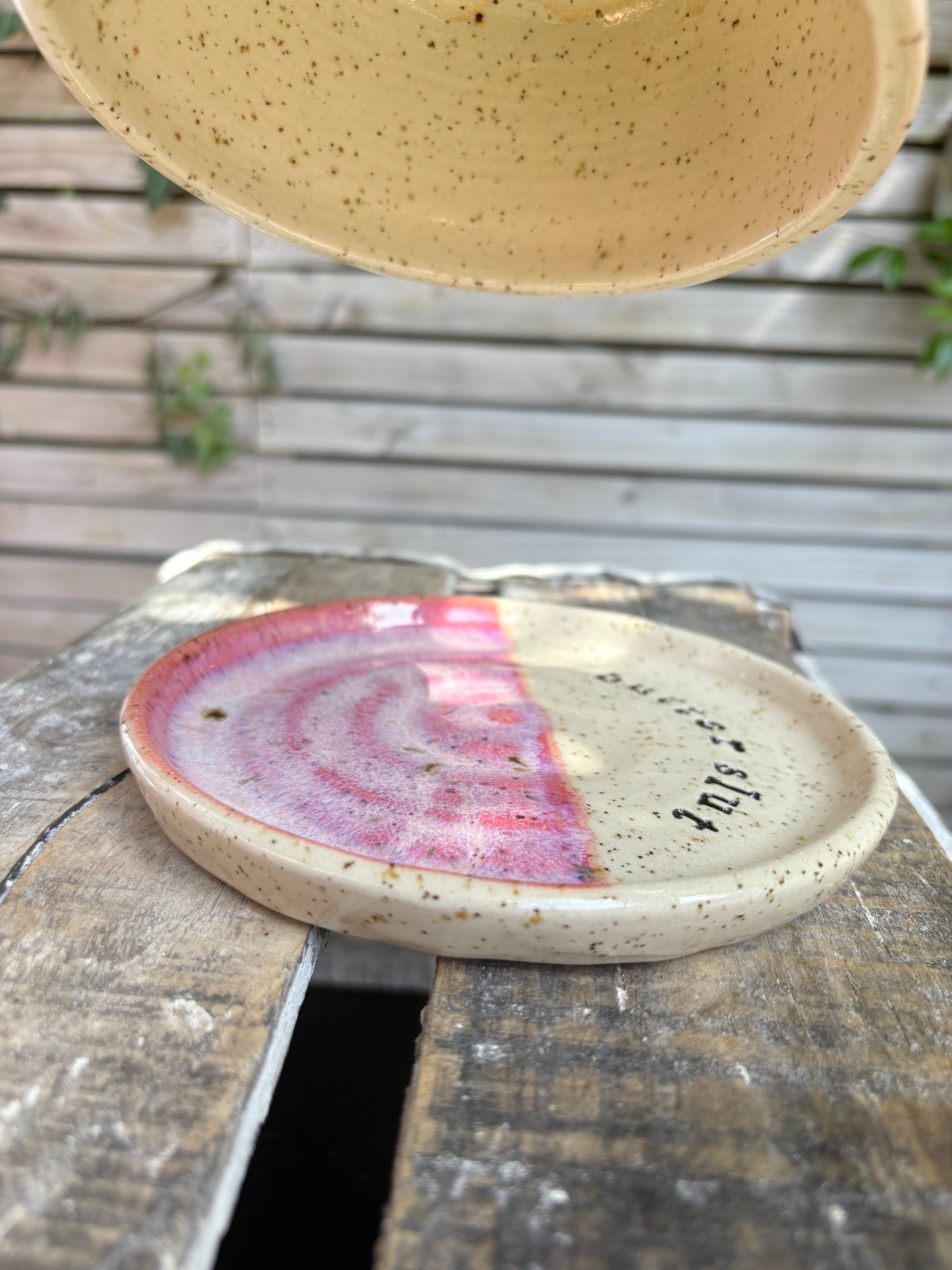 Butter Dish (butter slut, pink wood, flecked clay, knob)