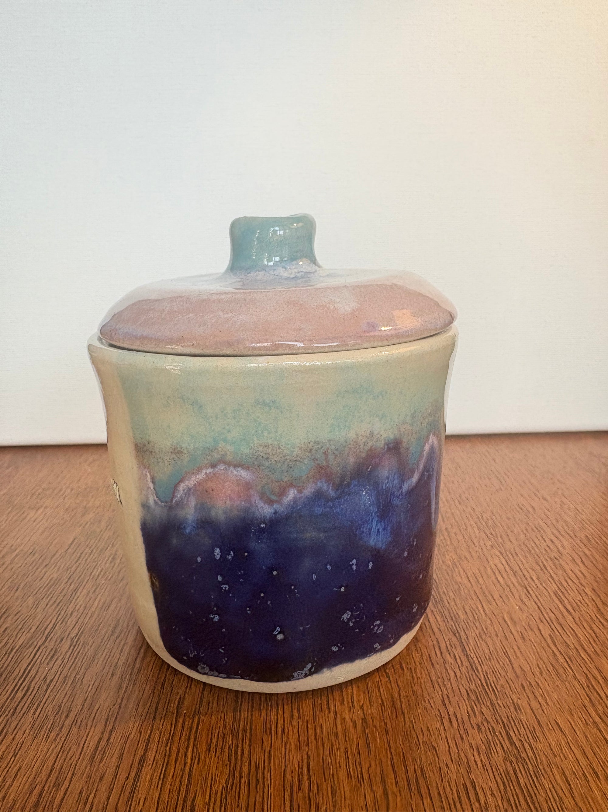 Build-your-own-lidded pot